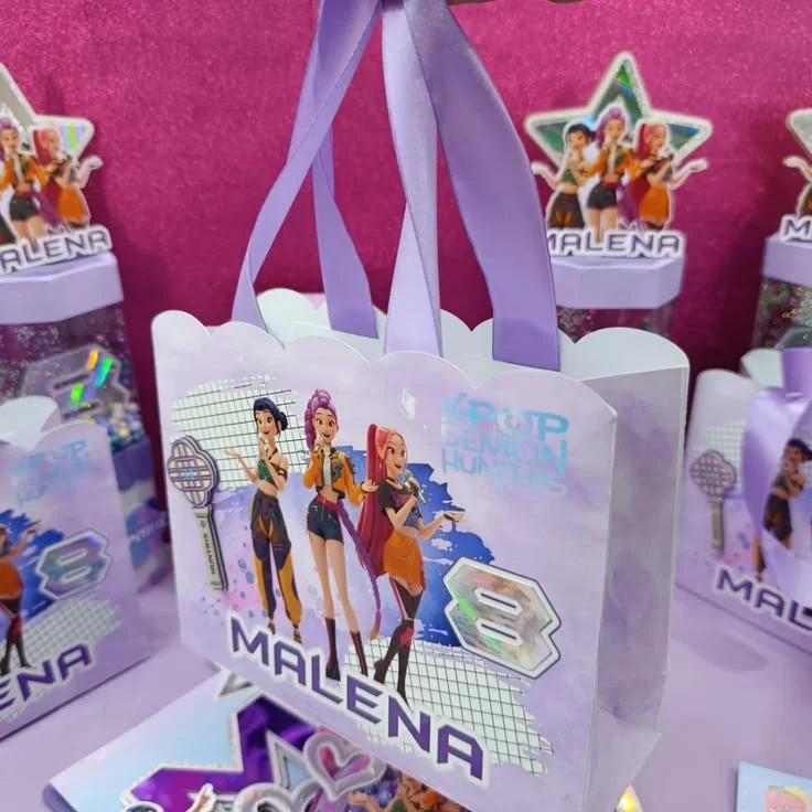 Bolsa Kpop editable para papelería creativa